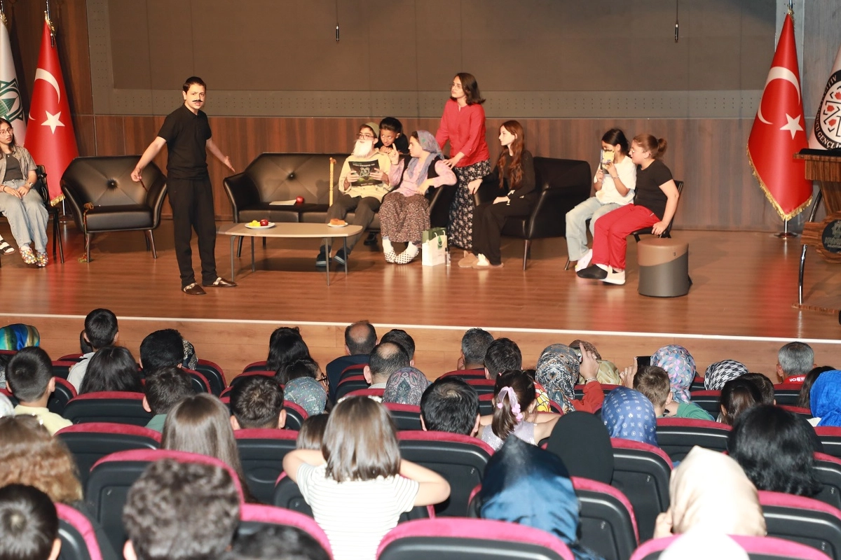 Konya'da 776 genç yetenek kültür ve sanatla buluştu