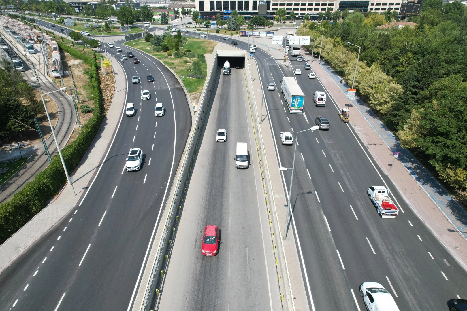 Kavşaklarda yol kalitesi yükseldi